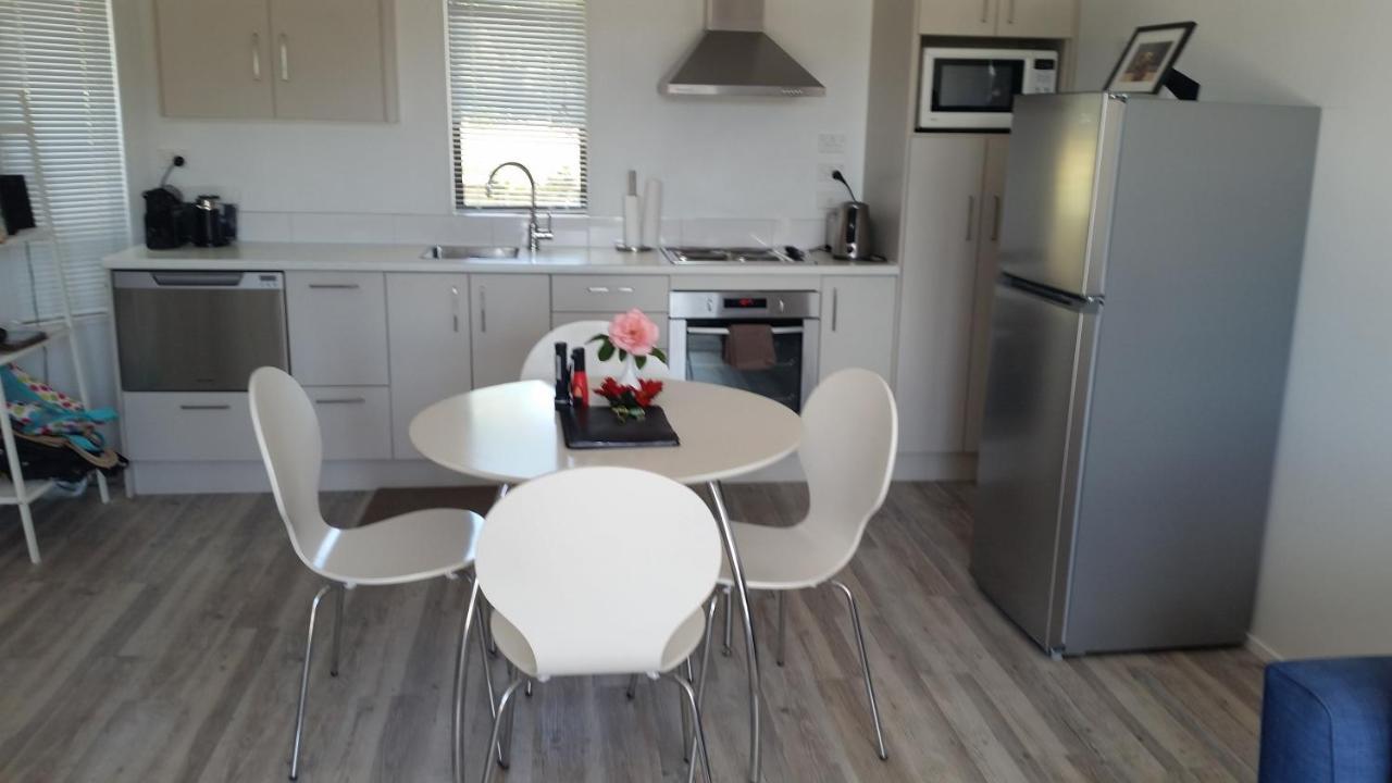 Jake'S Place Oneroa Waiheke Bagian luar foto