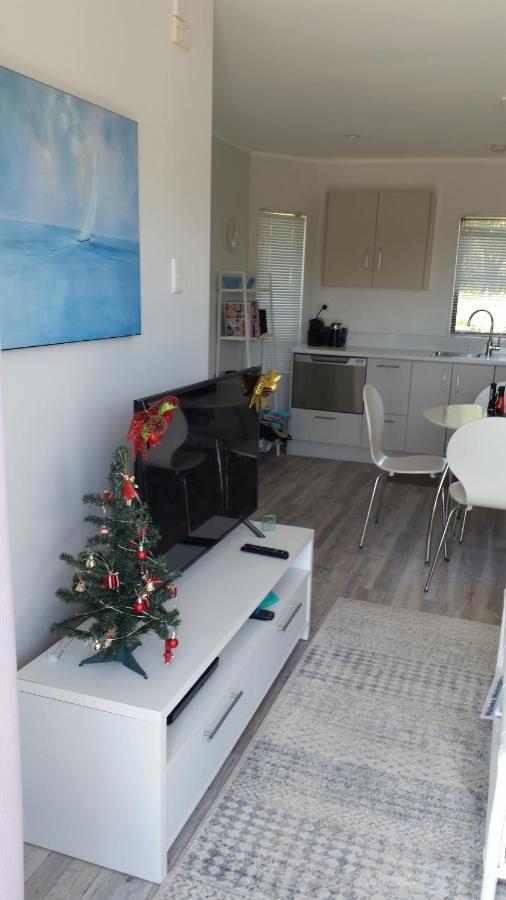 Jake'S Place Oneroa Waiheke Bagian luar foto